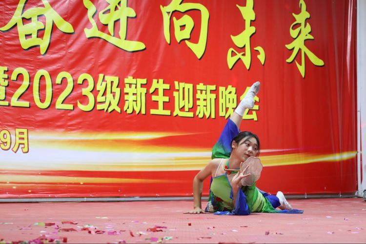 常德德才科技職業(yè)學校,常德招生就業(yè),電子商務專業(yè)學校,專業(yè)學校報考哪里好 常德德才科技職業(yè)學校,常德招生就業(yè),電子商務專業(yè)學校,專業(yè)學校報考哪里好